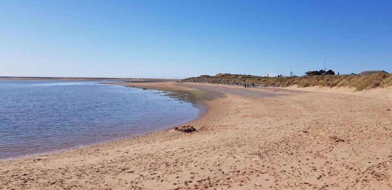Port Haverigg Marina Village Міллом Екстер'єр фото