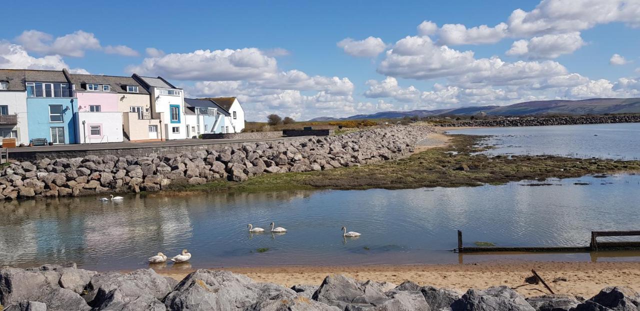 Port Haverigg Marina Village Міллом Екстер'єр фото